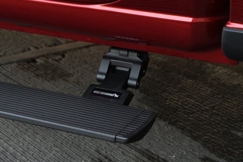 RealTruck 19-25 Chevy Silverado 1500 CC 4dr VoltStep Electric Running Board Kit - Bedliner Coating thumbnail 3