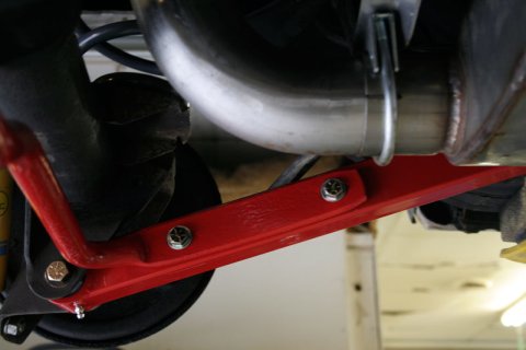 UMI Performance 64-72 GM A-Body 1in Solid CrMo Rear Sway Bar thumbnail 9