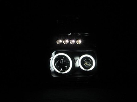 ANZO 2008-2010 Ford F-250 Projector Headlights w/ Halo Black (CCFL) thumbnail 2