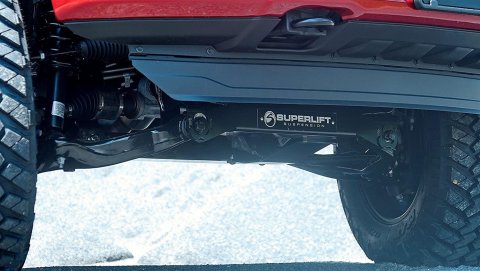 Superlift 99-06 Chevy Silv/GMC Sierra 1500 Knuckle Kit - 6in Lift Kit Component Box - Front thumbnail 3