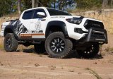 Superlift 16-23 Toyota Tacoma 4.5in Lift Kit w/ Fox Front Coilover & 2.0 Rear thumbnail 2