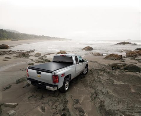 Truxedo 04-12 GMC Canyon & Chevrolet Colorado 5ft Lo Pro Bed Cover thumbnail 7