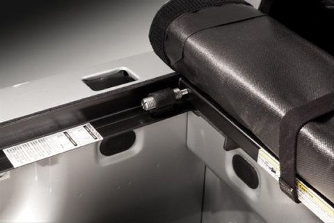 Truxedo 04-12 GMC Canyon & Chevrolet Colorado 6ft Lo Pro Bed Cover thumbnail 9