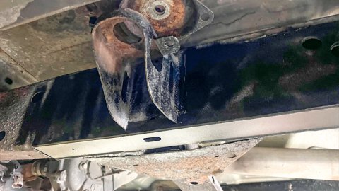 Rust Buster 2007-2013 Chevy Silverado/GMC Sierra Center Frame Repair Kit - Left thumbnail 5