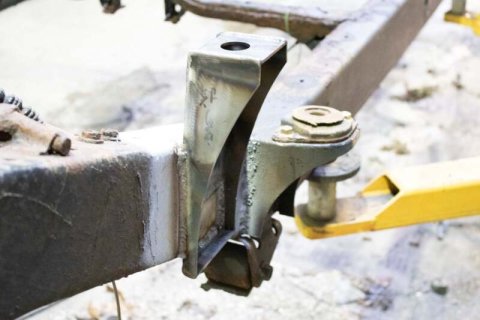Rust Buster 95-04 Toyota Tacoma Double Cab Front Bed Mount thumbnail 2