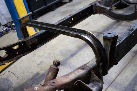 Rust Buster 97-04 Dodge Dakota Fuel Tank Crossmember thumbnail 5