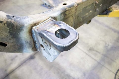 Rust Buster 01-10 Chevy Silverado 2500HD Front Cab Mount Left Side thumbnail 3