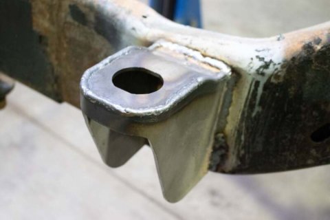Rust Buster 01-10 Chevy Silverado 2500HD Front Cab Mount Left Side thumbnail 5