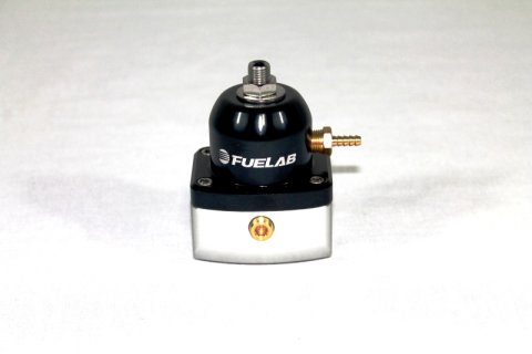 Fuelab Diesel Velocity Series Adjustable FPR EFI Standard Seat 25-90 PSI (1) -10AN In (1) -10AN Out thumbnail 1