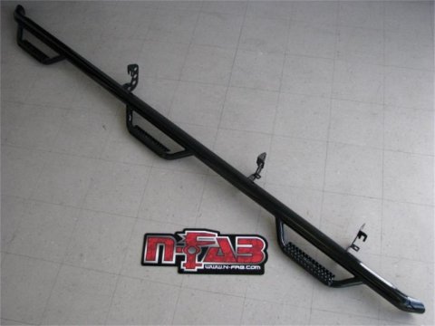 N-Fab Nerf Step 01-06 Chevy-GMC 1500/2500/3500 Crew Cab 8ft Bed - Gloss Black - Bed Access - 3in thumbnail 1