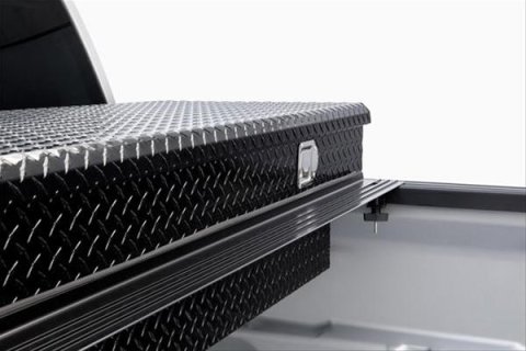 Extang 99-06 Chevy/GMC Silv/Sierra (8ft) / 07 Classic (incl HD) Solid Fold 2.0 Toolbox thumbnail 2