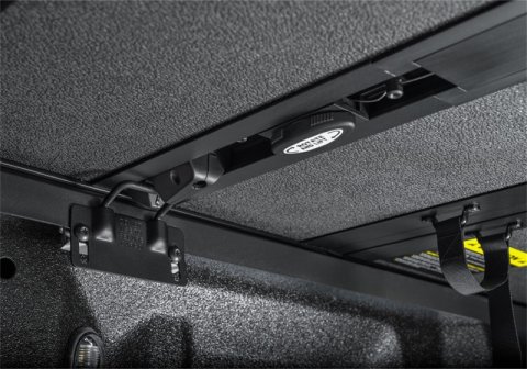 Extang 05-21 Nissan Frontier w/Factory Side Bed Rail Caps (6ft. 1in. Bed) Solid Fold ALX thumbnail 8