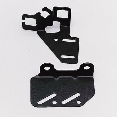 Edelbrock Universal Throttle Bracket