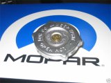 Omix Radiator Cap 16 lbs. Pressure 76-01 Jeep Models thumbnail 2