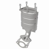 MagnaFlow Direct Fit Catalytic Converter 97-99 Hyundai Accent 1.5L thumbnail 8