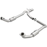 MagnaFlow Direct Fit Catalytic Converter 2009-2012 E-150 5.4 L Underbody thumbnail 4
