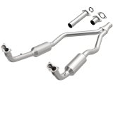 MagnaFlow Direct Fit Catalytic Converter 90-93 Land Rover Range Rover 3.9L V8 thumbnail 1