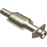 MagnaFlow Direct Fit Catalytic Converter 92-94 GM S10 Blazer Bravada thumbnail 3