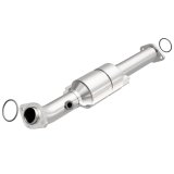 MagnaFlow Direct Fit Catalytic Converter 05-09 Toyota Tacoma 4.0L P/S Rear thumbnail 1