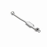 MagnaFlow Direct Fit Catalytic Converter Chevrolet-Geo 2001 thumbnail 6