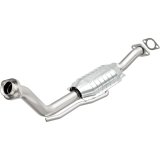 MagnaFlow Direct Fit Catalytic Converter Ford-Lincoln-Mercury 8 thumbnail 4