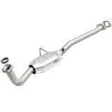 MagnaFlow Direct Fit Catalytic Converter 98-01 Metro/Swift 1.3 rr OE thumbnail 1