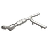 MagnaFlow Direct Fit Catalytic Converter 01-04 Ford F-150 4.2L 2wd thumbnail 1