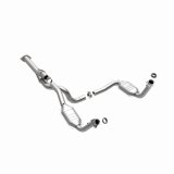 MagnaFlow Direct Fit Catalytic Converter 2002 Chevy E 1500 Van 4.3L thumbnail 8