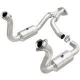MagnaFlow DF Cat Conv 08-10 Ford F-250/F-250 SD/F-350/F-350 SD 5.4L/6.8L/F-450 SD 6.8L Y-Pipe Assy thumbnail 4