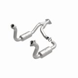 MagnaFlow DF Cat Conv 08-10 Ford F-250/F-250 SD/F-350/F-350 SD 5.4L/6.8L/F-450 SD 6.8L Y-Pipe Assy thumbnail 9
