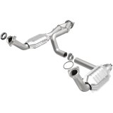 MagnaFlow Conv DF 02-06 Cadillac Escalade / 02-06 Chevy Avalanche 5.3L Dual Conv Y-Pipe Assembly 2WD thumbnail 1