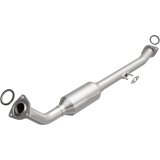 MagnaFlow Direct Fit Catalytic Converter OEM 2001-2004 Toyota Sequoia Underbody thumbnail 3