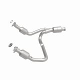 MagnaFlow Conv Direct Fit 14-16 GMC Sierra 1500 V6 4.3L thumbnail 4