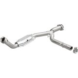 MagnaFlow Direct Fit Catalytic Converter 03-05 Ford Expedition/05-06 Lincoln Navigator 5.4L P/S thumbnail 3