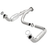 MagnaFlow Direct Fit Catalytic Converter 07-09 Hummer Truck H2 Y-Pipe Assy thumbnail 1