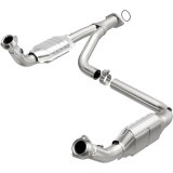 MagnaFlow DF Cat Conv 07-09 Chevrolet/GMC Silverado/Sierra 2500 HD 6.0L Y-Pipe Assy excludes Classic thumbnail 3