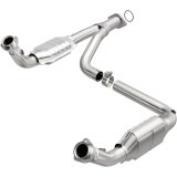 MagnaFlow DF Cat Conv 07-09 Chevrolet/GMC Silverado/Sierra 2500 HD 6.0L Y-Pipe Assy excludes Classic thumbnail 6