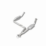 MagnaFlow DF Cat Conv 07-09 Chevrolet/GMC Silverado/Sierra 2500 HD 6.0L Y-Pipe Assy excludes Classic thumbnail 7