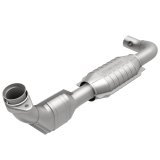 MagnaFlow Direct Fit Catalytic Converter 97-98 Ford Trucks 4.6L thumbnail 1