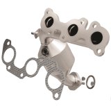 MagnaFlow Direct Fit Catalytic Converter 04-06 Toyota Sienna 3.3L thumbnail 1