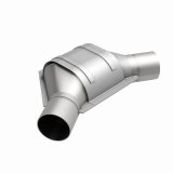 MagnaFlow Universal Catalytic Converter 2.50 Angled In / Out OEM thumbnail 9
