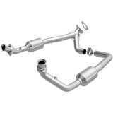 MagnaFlow Direct Fit Catalytic Converter 00-03 Ford E150 5.4L thumbnail 1