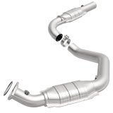 MagnaFlow Direct Fit Catalytic Converter 03-05 Express 2500 4.8L Driver Side thumbnail 1