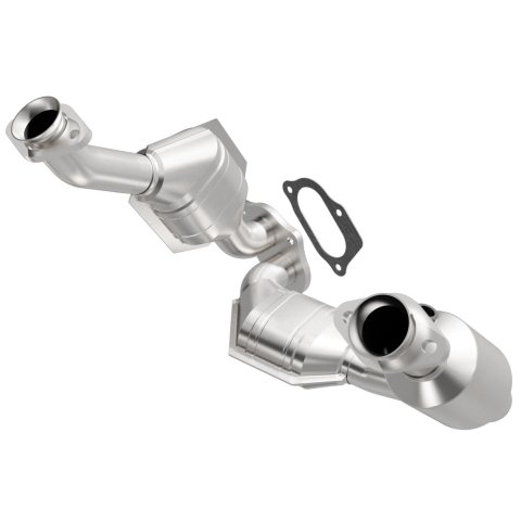MagnaFlow Direct Fit Catalytic Converter 03-04 Ranger 3.0L