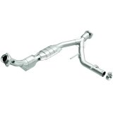 MagnaFlow Direct Fit Catalytic Converter 03-04 Ford Expedition 5.4L V8 Passenger Side thumbnail 4