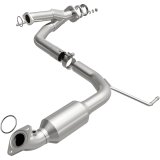 MagnaFlow Direct Fit Catalytic Converter 05-11 Toyota Tacoma 4.0L thumbnail 2