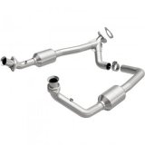 MagnaFlow Direct Fit Catalytic Converter 2002 Ford E-Series Vans 5.4L thumbnail 1