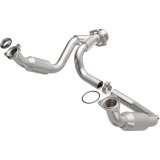 MagnaFlow Direct Fit Catalytic Converter 2007-2008 Cadillac Escalade 6.2L thumbnail 4