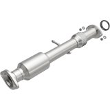 MagnaFlow Direct Fit Catalytic Converter 14-15 Toyota Highlander 3.5L thumbnail 3