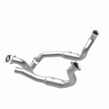 MagnaFlow Conv Direct Fit 11-14 Ford F-250 Super Duty / 350 Super Duty V8 6.2L thumbnail 8